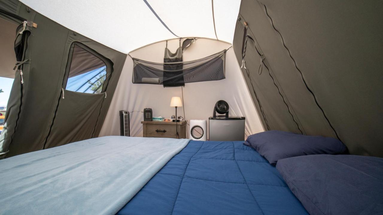 Funstays Glamping Setup Tent In Rv Park #2 Ok-T2 Moab Exteriér fotografie